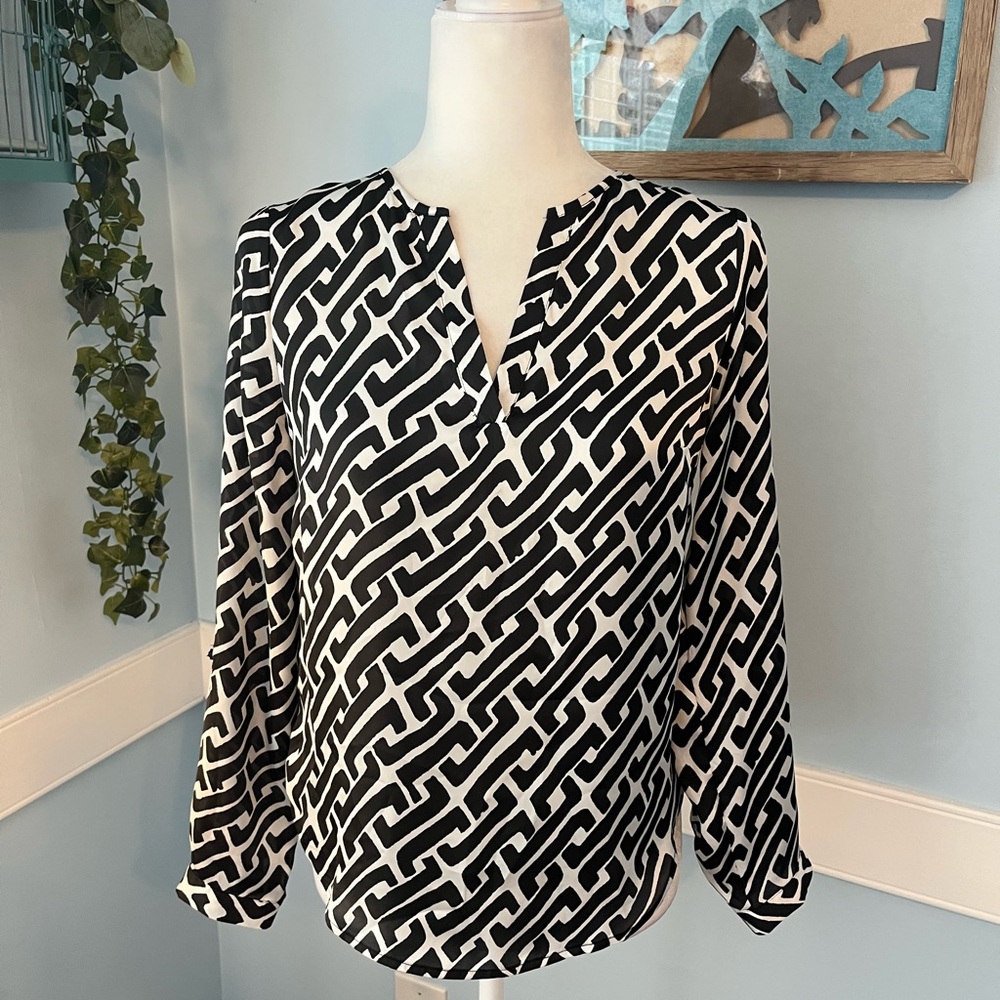 INC International Concepts Black and White Patterned Blouse